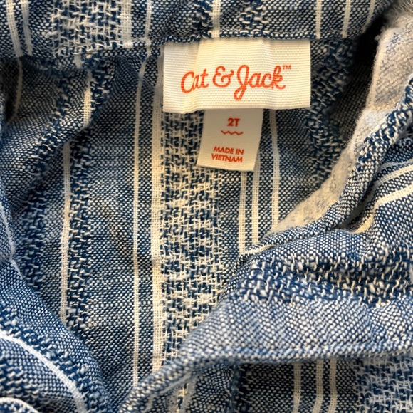 Two boys 2T sets - Picture 7 of 7